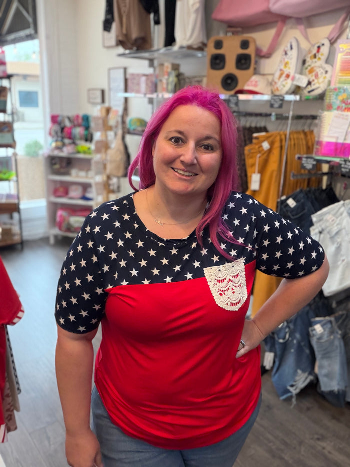 Fourth of July-inspired star print contrast top